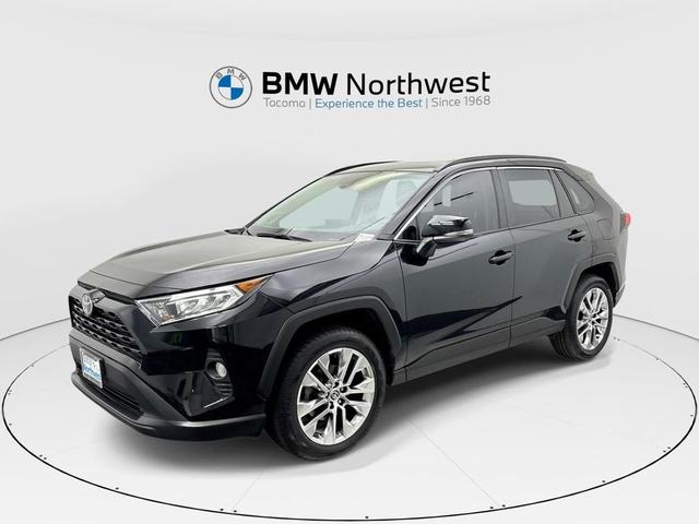 Photo of 2020 Midnight Black Metallic Toyota RAV4