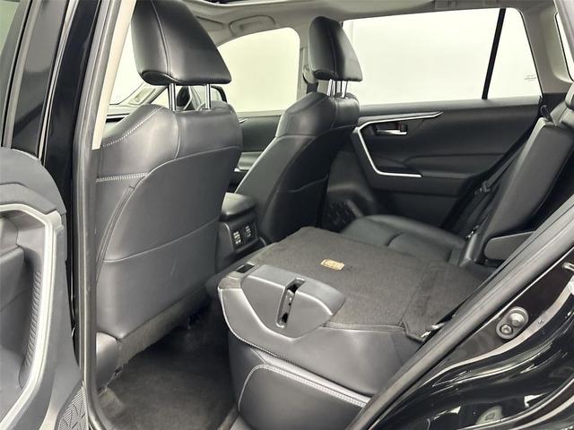 Photo of 2020 Midnight Black Metallic Toyota RAV4
