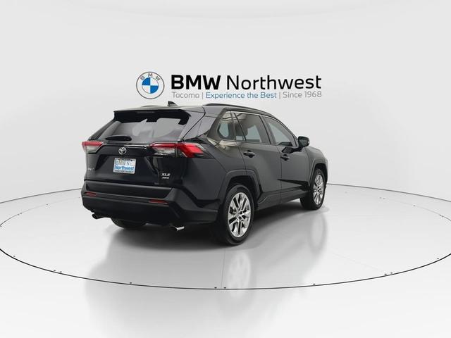 Photo of 2020 Midnight Black Metallic Toyota RAV4