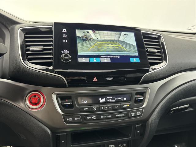 Photo of 2022 Sonic Gray Pearl Honda Pilot