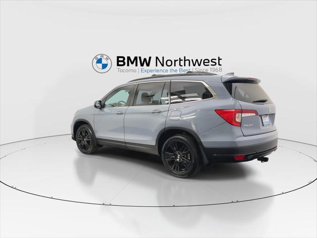 Photo of 2022 Sonic Gray Pearl Honda Pilot