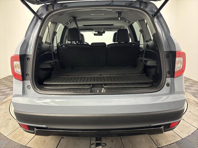 Photo of 2022 Sonic Gray Pearl Honda Pilot