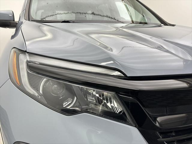Photo of 2022 Sonic Gray Pearl Honda Pilot