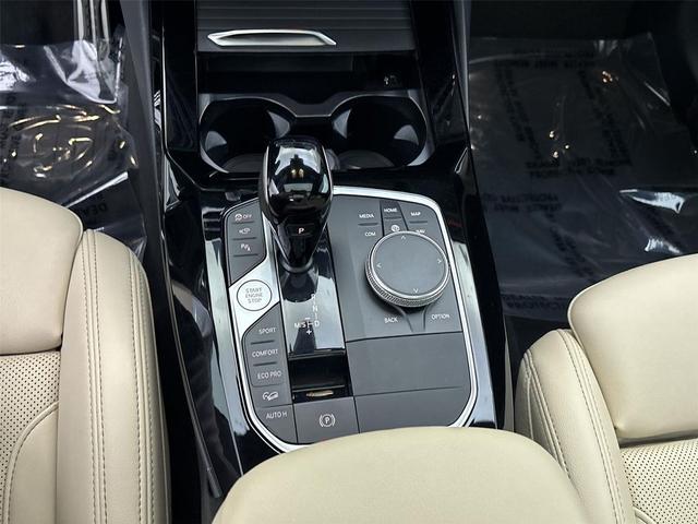 Photo of 2023 Alpine White BMW X3