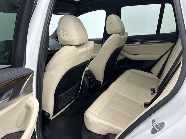 Photo of 2023 Alpine White BMW X3