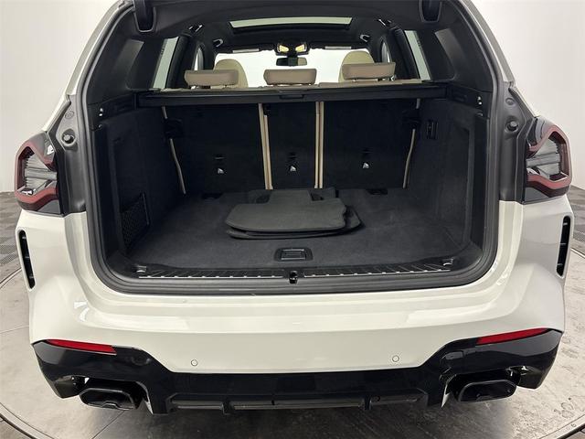 Photo of 2023 Alpine White BMW X3