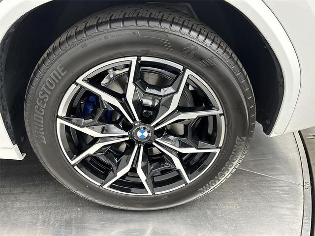 Photo of 2023 Alpine White BMW X3