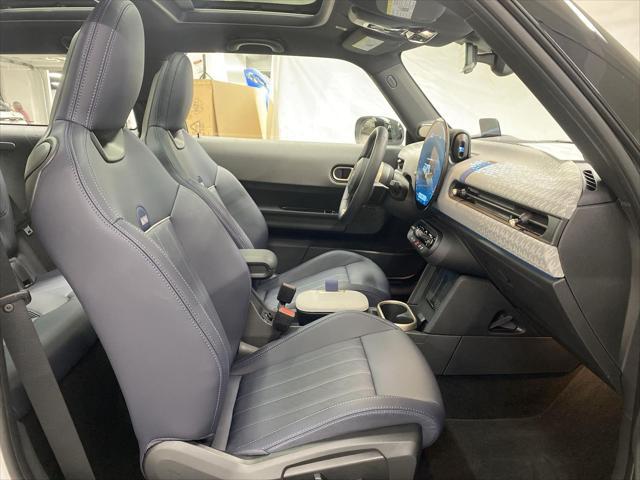 Photo of 2025 Nanuq White Metallic MINI Hardtop