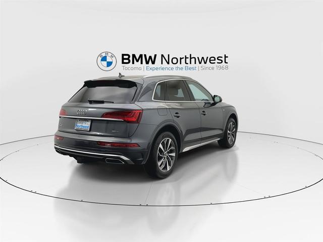 Photo of 2022 Daytona Gray Pearl Effect Audi Q5