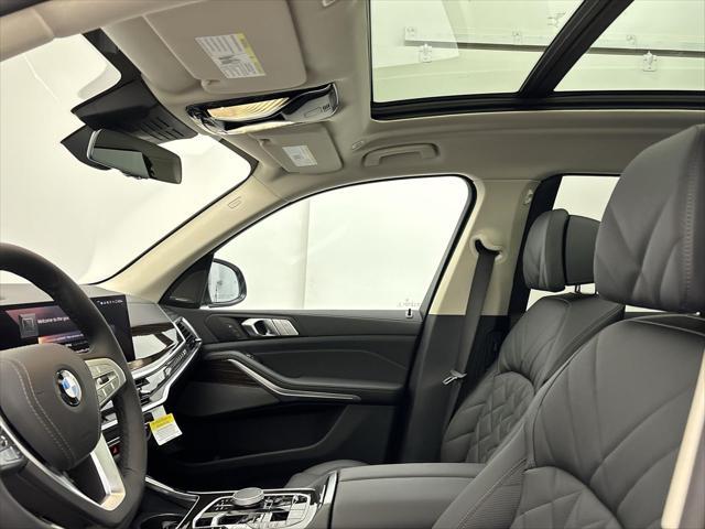 Photo of 2026 Sparkling Copper Metallic BMW X7