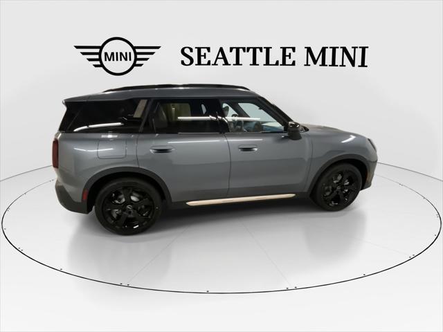 Photo of 2025 Smokey Green Metallic MINI Countryman