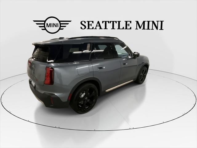 Photo of 2025 Smokey Green Metallic MINI Countryman
