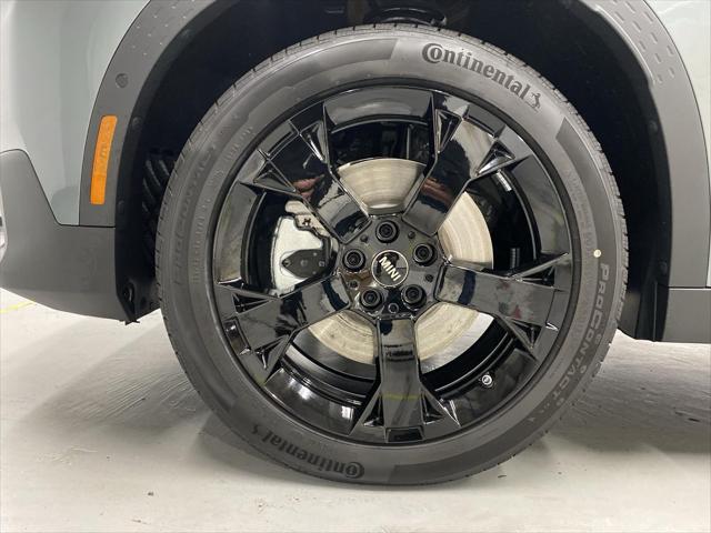 Photo of 2025 Smokey Green Metallic MINI Countryman