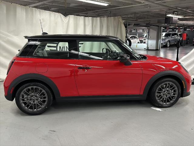 Photo of 2025 Chili Red II MINI Hardtop