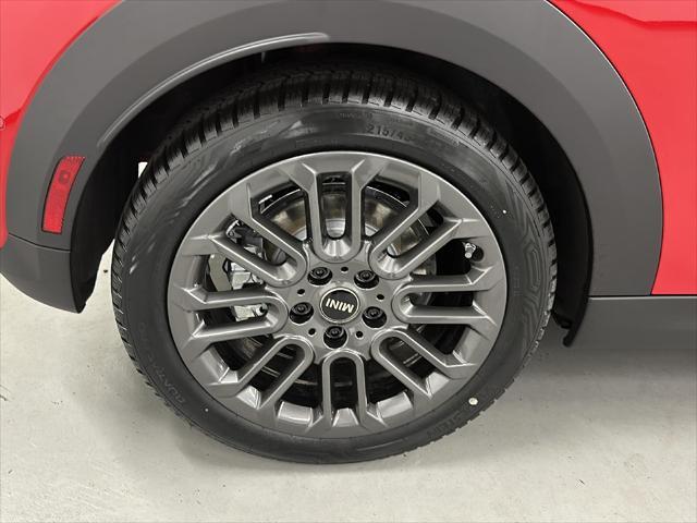 Photo of 2025 Chili Red II MINI Hardtop