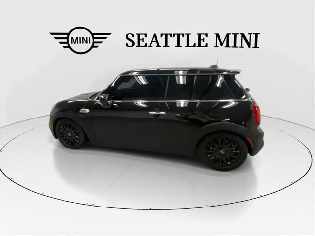 Photo of 2021 Midnight Black Metallic MINI Hardtop