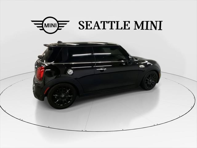 Photo of 2021 Midnight Black Metallic MINI Hardtop