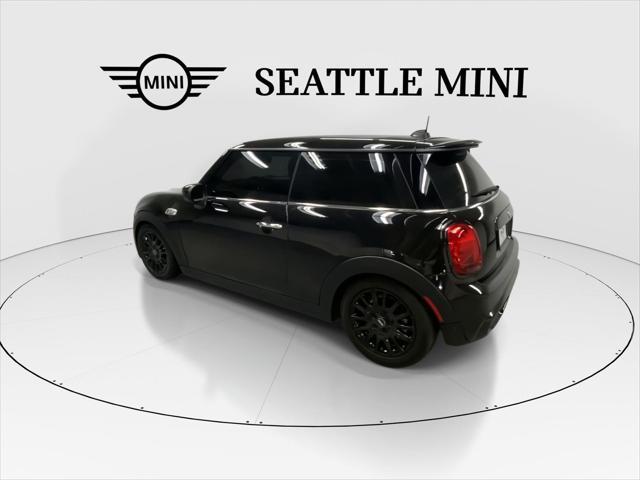 Photo of 2021 Midnight Black Metallic MINI Hardtop