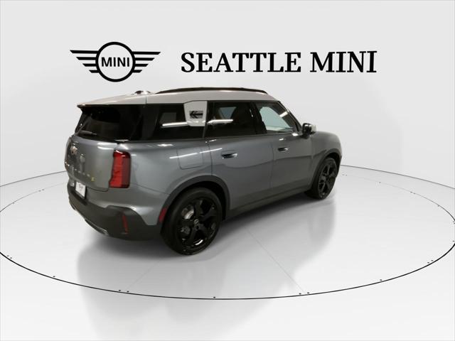 Photo of 2025 Smokey Green Metallic MINI Countryman