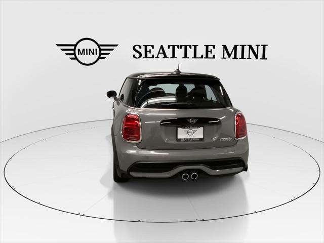 Photo of 2022 Moonwalk Grey Metallic MINI Hardtop
