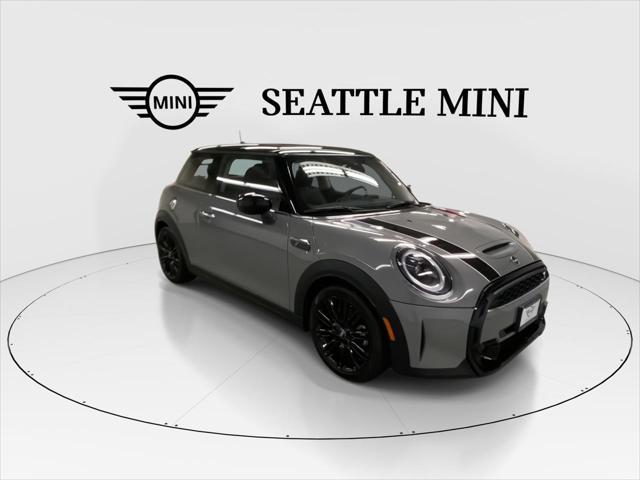 Photo of 2022 Moonwalk Grey Metallic MINI Hardtop