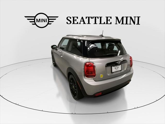 Photo of 2024 Melting Silver III Metallic MINI Hardtop