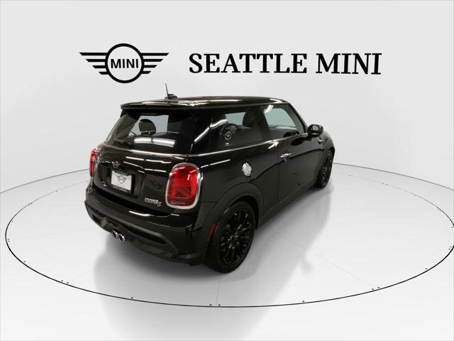 Photo of 2022 Midnight Black Metallic MINI Hardtop