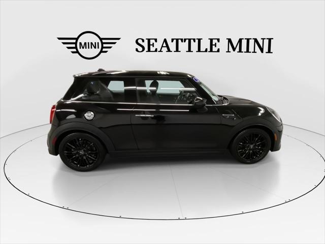 Photo of 2022 Midnight Black Metallic MINI Hardtop