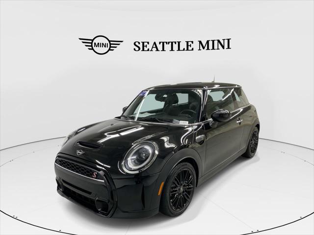 Photo of 2022 Midnight Black Metallic MINI Hardtop