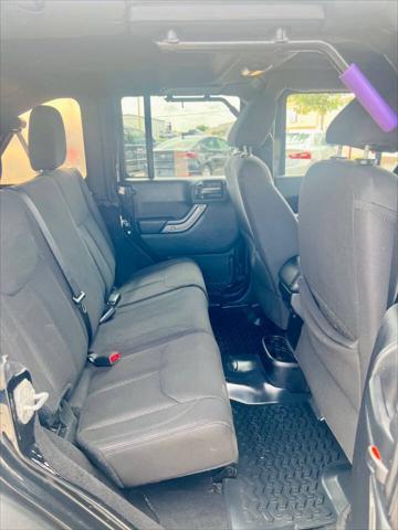 Photo of 2016 Black Jeep Wrangler Unlimited