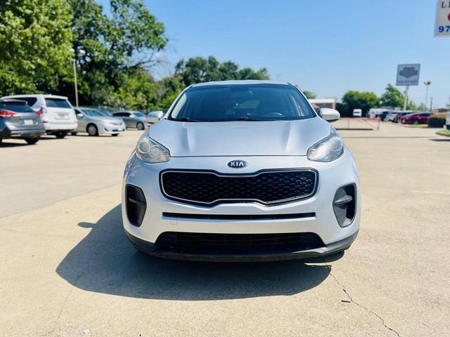 Photo of 2018 Gray Kia Sportage