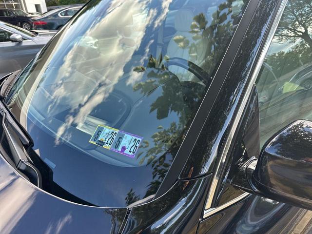 Photo of 2017 Black Sapphire Metallic BMW X5