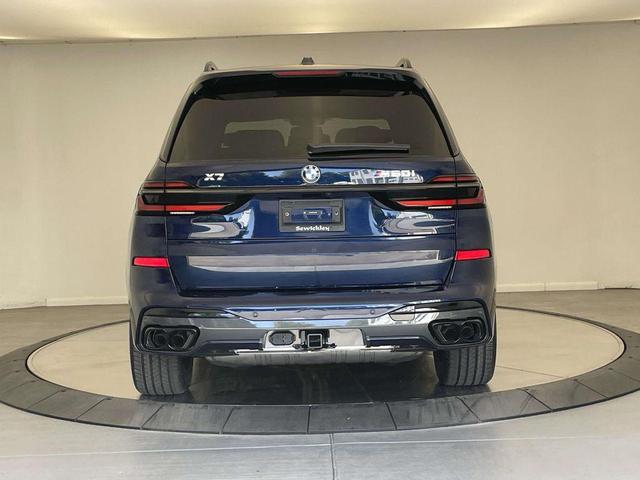 Photo of 2026 Tanzanite Blue II Metallic BMW X7
