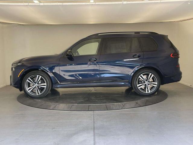 Photo of 2026 Tanzanite Blue II Metallic BMW X7