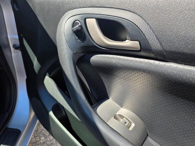Photo of 2005 Satin Silver Metallic Acura RSX