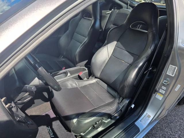 Photo of 2005 Satin Silver Metallic Acura RSX