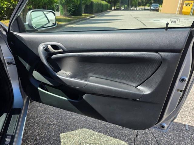 Photo of 2005 Satin Silver Metallic Acura RSX