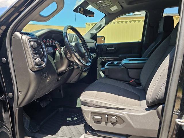 Photo of 2019 Black Chevrolet Silverado 1500