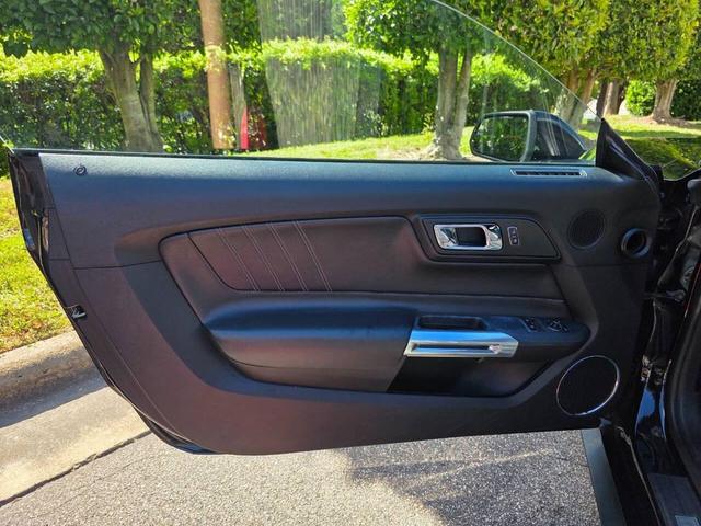Photo of 2017 Shadow Black Ford Mustang