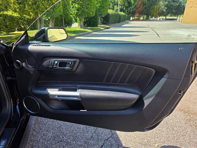 Photo of 2017 Shadow Black Ford Mustang