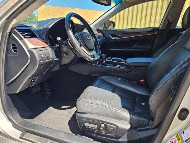Photo of 2015 Ultra White Lexus GS 350