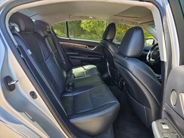 Photo of 2015 Ultra White Lexus GS 350