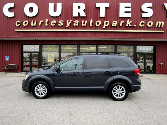 Photo of 2018 Gray Dodge Journey
