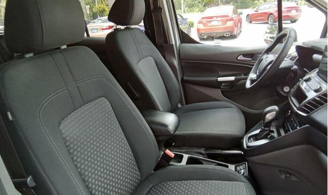 Photo of 2019 Silver Ford Transit Connect