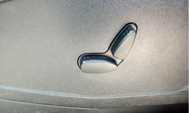 Photo of 2019 Silver Ford Transit Connect