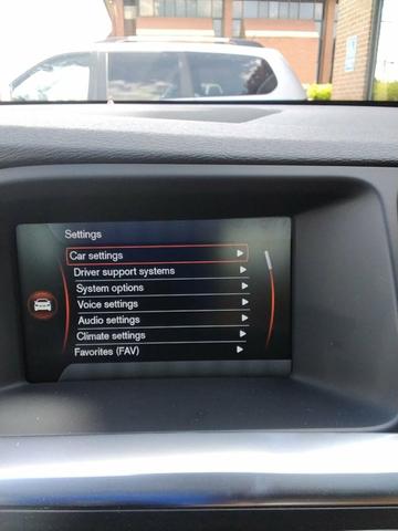 Photo of 2015 Power Blue Metallic Volvo V60