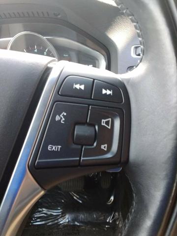 Photo of 2015 Power Blue Metallic Volvo V60