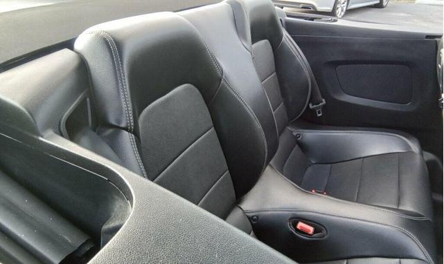 Photo of 2019 Shadow Black Ford Mustang