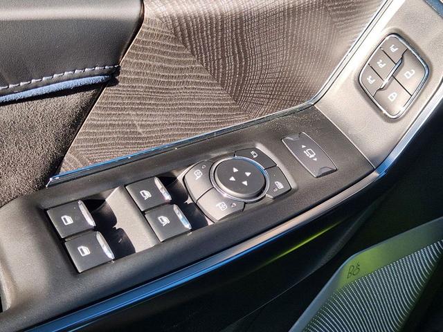 Photo of 2025 Agate Black Metallic Ford F-350