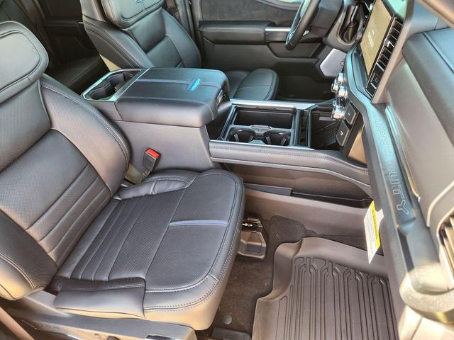 Photo of 2025 Agate Black Metallic Ford F-350